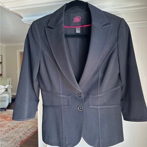 Classic Black Blazer with Notched Lapel and 3/4 Sleeves